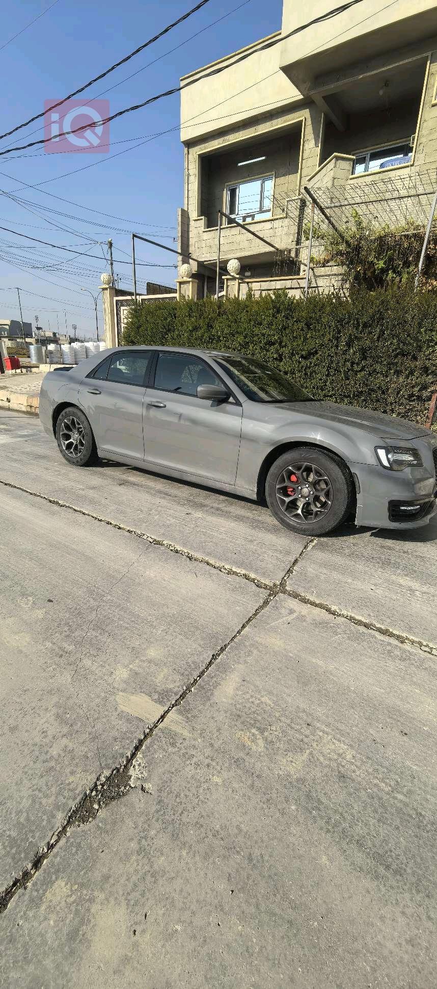 كرايسلر 300